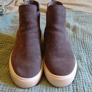 UGG Mauna Suede Hi-top Sneaker